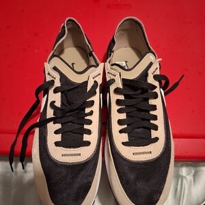 Nike Men's Black and Cream Sneakers